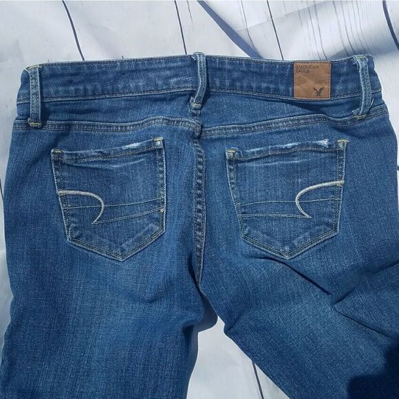 American Eagle skinny jeans 4 medium wash - Picture 3 of 5